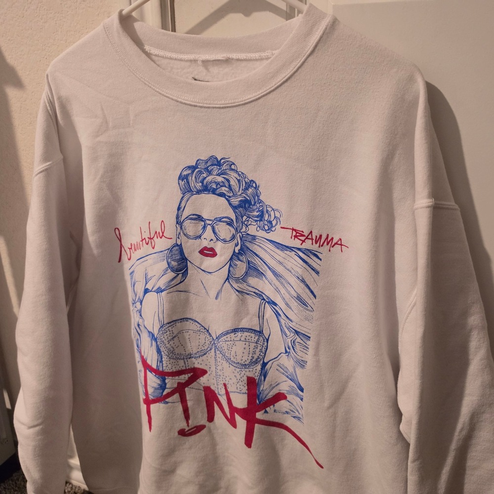 Pink Beautiful Trauma World Tour Graphic Sweatshirt White Mens XL Concert Merch